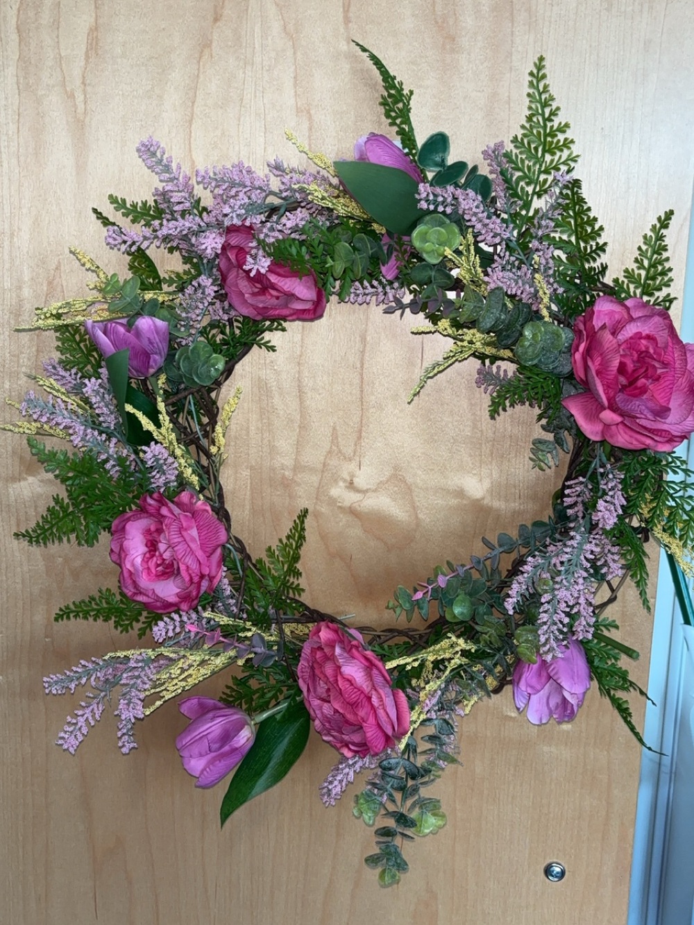 Pink Floral Wreath Home Accent - Elegant Door Décor Homemade 🌷
